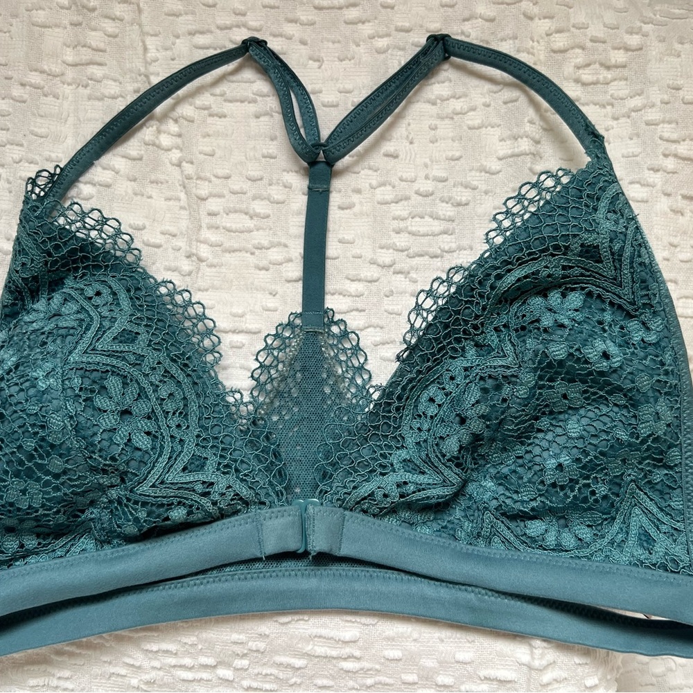 Victoria’s Secret lace racer back bralette